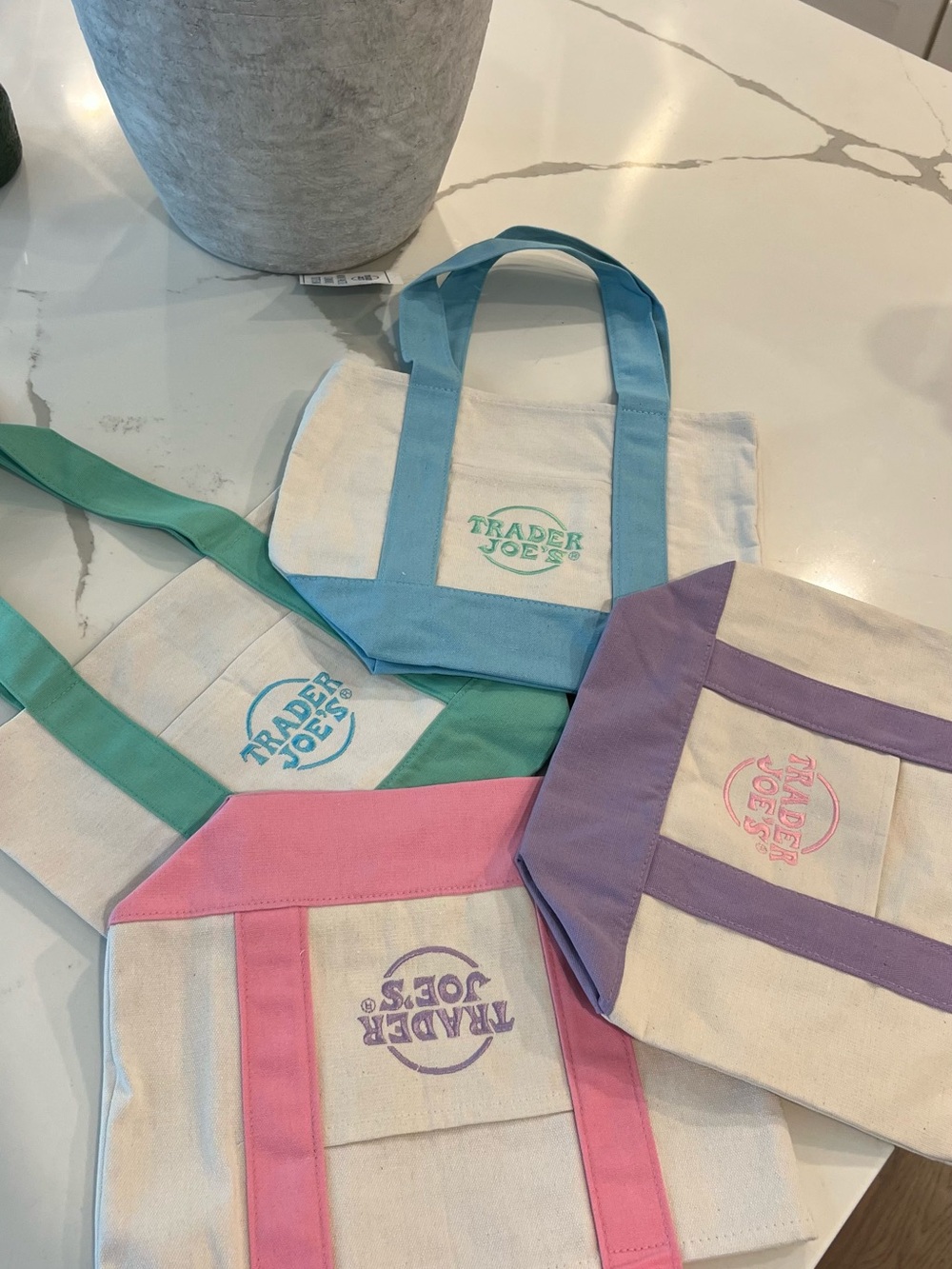 🔥NWT! Trader Joe's Canvas Mini Tote Set  of 4! Pastel Trim - Picture 2 of 2